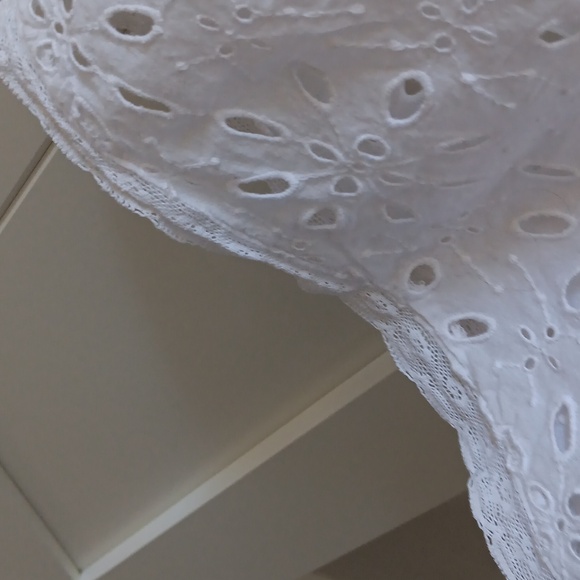 ARITZIA WILFRED LA BOHEME Gaia EYELET MIDI...MEDIUM - Picture 6 of 9